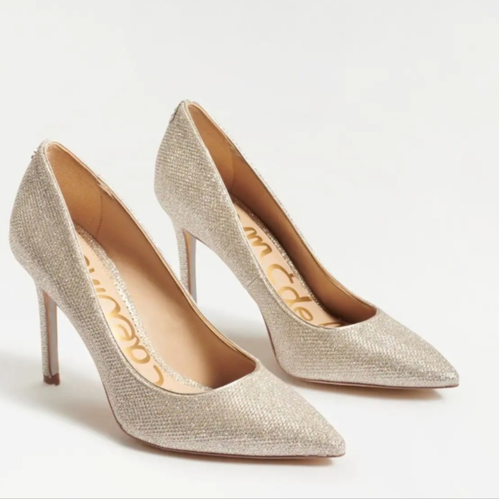Heels/Pumps